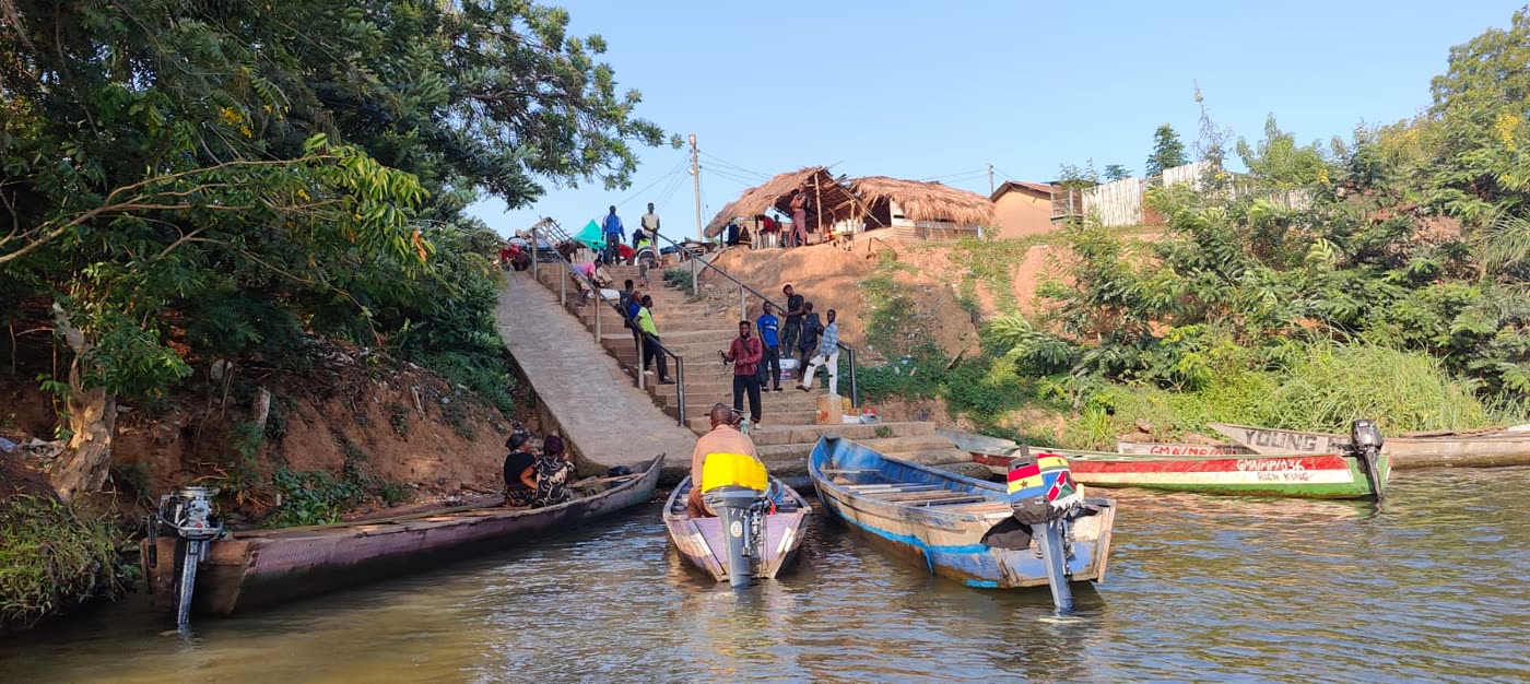 Boats along the banks of the Volta River