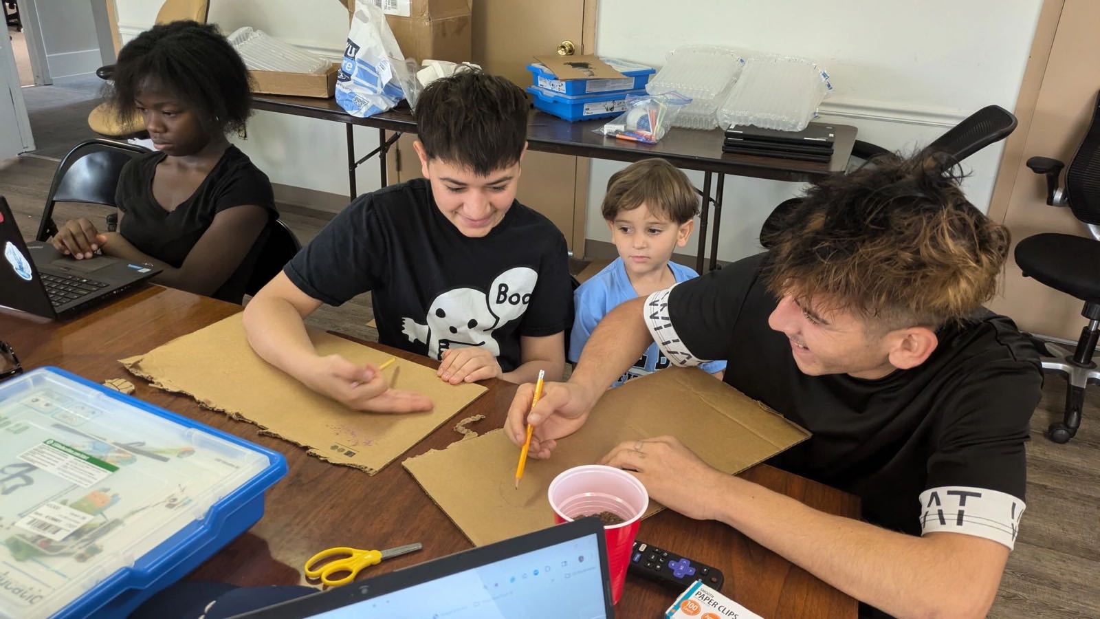 Refugee youth in a Utah robotics class